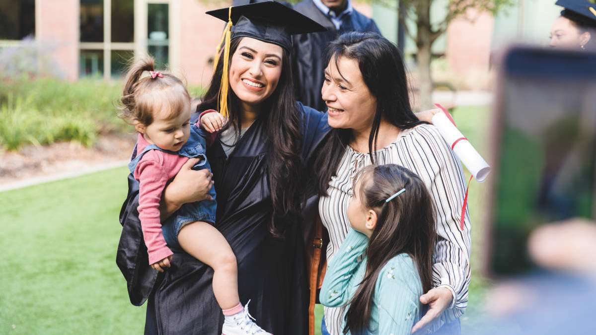 QFT, children, mother, grandmother, graduation, QuantiFeron, exame, students