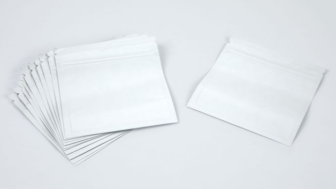 S_1030_0_MultiBarrier_Pouches_Reseal
